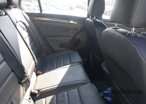 2017 Volkswagen Golf R 4-Door W/Dcc Navigation из США, поврежденный, VIN WVWWF7AU3HW083600